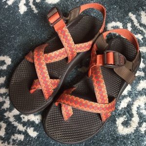Chaco🍊 Z2 Aztec Orange & Brown Vibram Sole Size 7